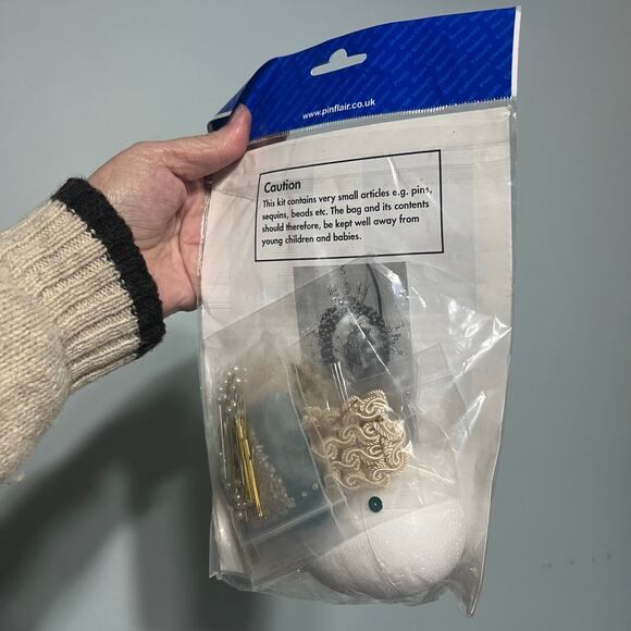 Pinfair UK Royal Splendour Kingfisher Easter Egg Sequin Bead Ornament Kit PA140K - Picture 6 of 6